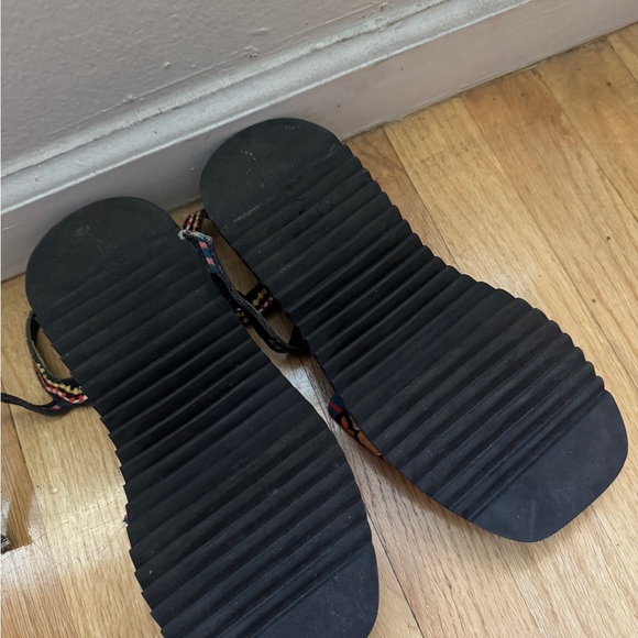 FARM Rio Floral Sandals - Picture 3 of 3